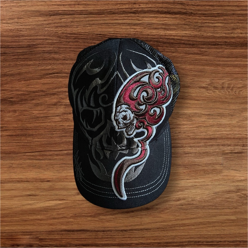 Black and Red Skull Design Cap